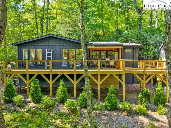 339 Oak Hills Road, Newland, NC 28657