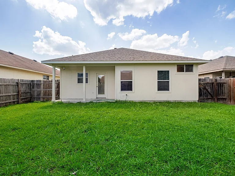 13205 Marie Ln — Photo 21