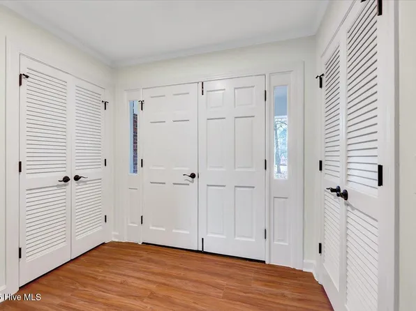 2585 Cabin Branch Road, Kinston, NC 28504