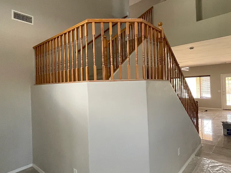 1121 E Jahns Dr — Photo 10