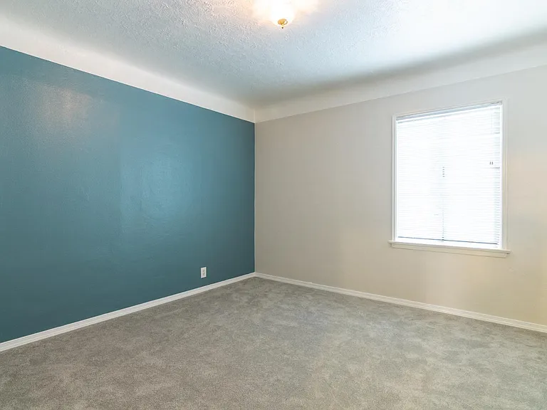 524 Linden Ave — Photo 34