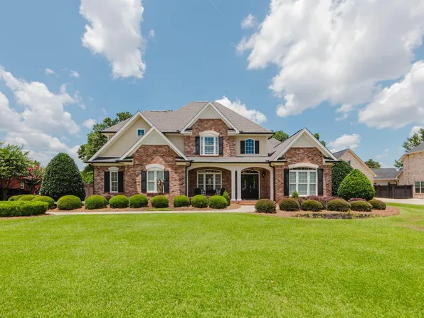 402 Avondale Cir, Warner Robins, GA 31088