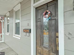 11 S Main St, Manchester, PA 17345