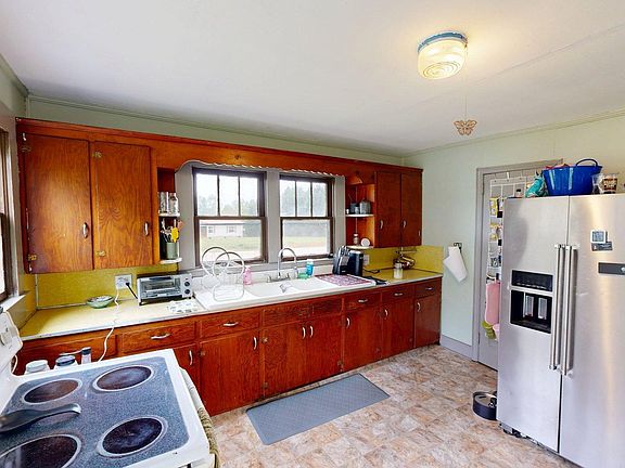 3rd image of 272 Old Bowdon Rd