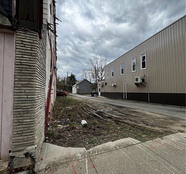 1st image of 116 S Main St Lot 14