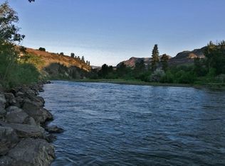 1111 Gayes Point Rd, Oroville, WA 98844