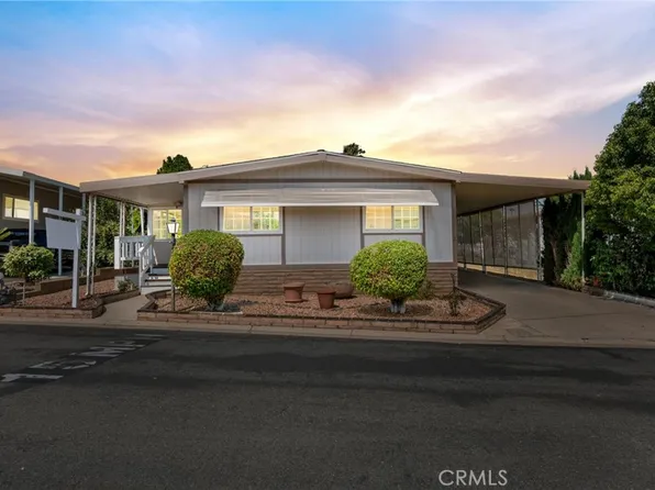 1422 Rainbrook Way, Corona, CA 92882