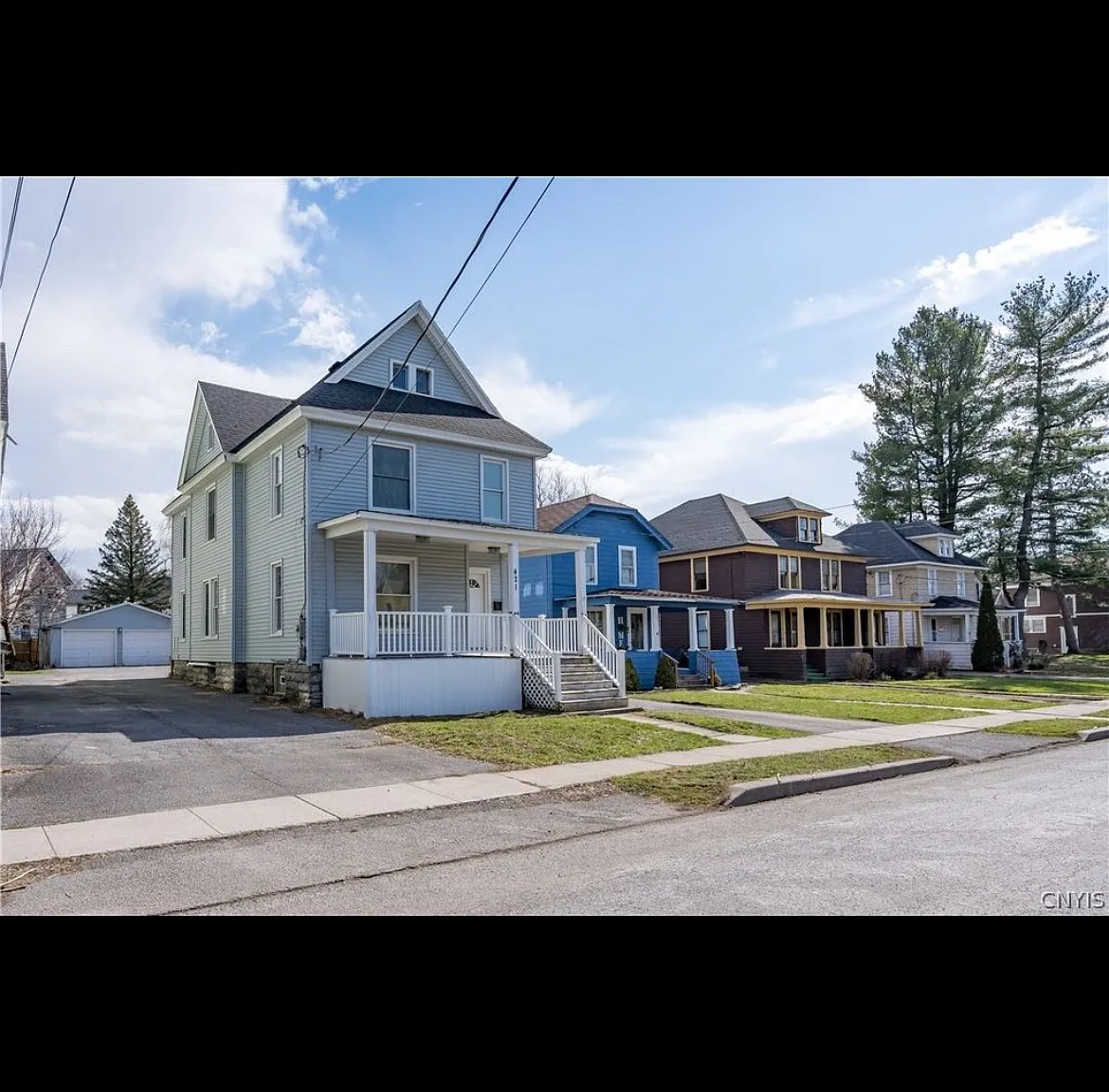 4 bed, 1738 sqft, $2,200 — Photo 2