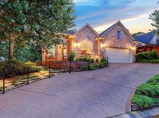 201 Creekwood E, Montgomery, TX 77356