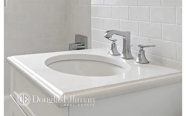 Rented by Douglas Elliman | media 30