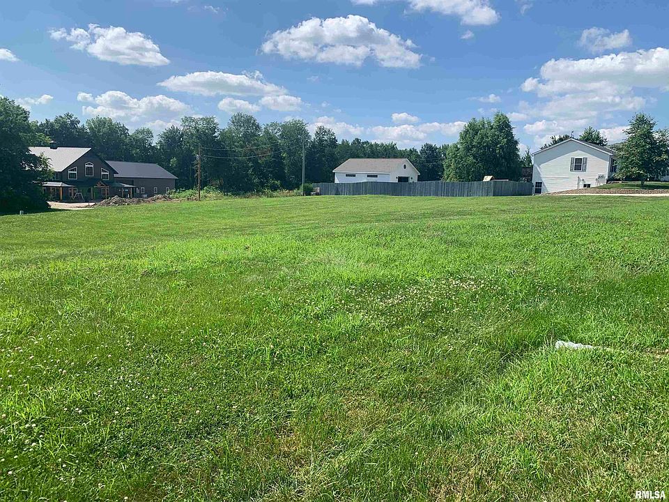 2nd image of 1019 Burton Meadows Rd