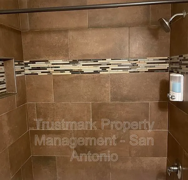 8335 Bent Meadow Dr — Photo 26