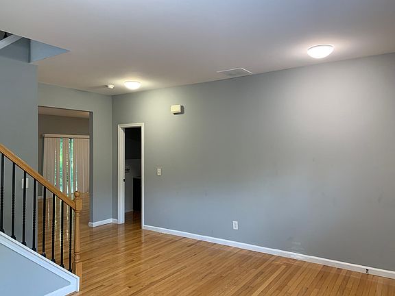 5th image of 1702 Atkinson Park Cir