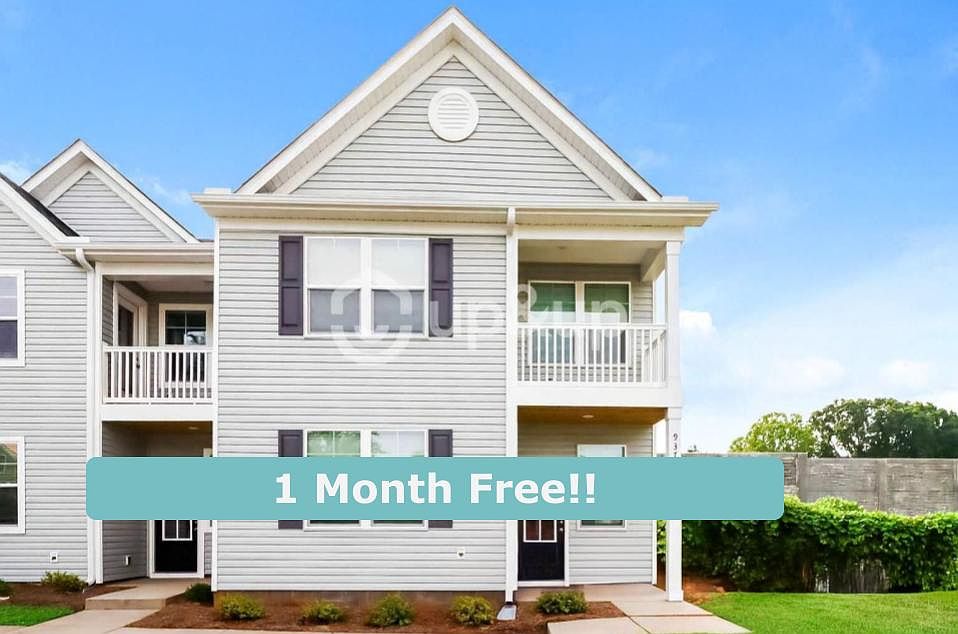 1st image of 933 Ranchero St