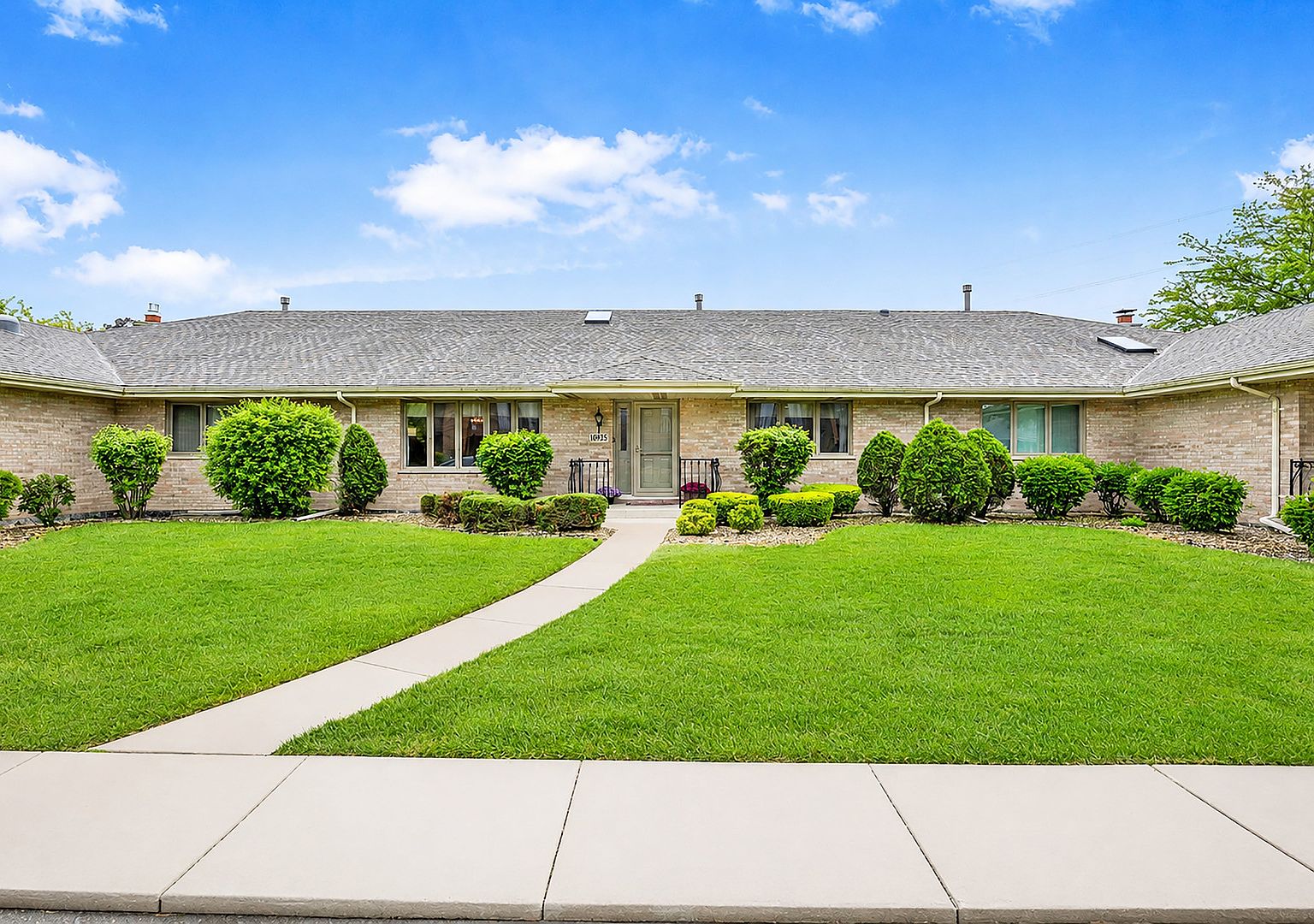 10935 Colorado Ct, Orland Park, IL 60467 | Zillow