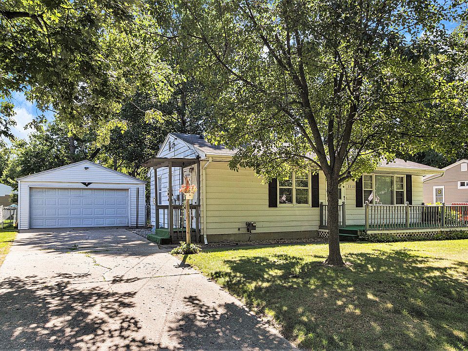 1st image of 3318 Brookmont Dr