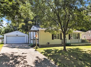 3318 Brookmont Dr, Kalamazoo, MI 49004