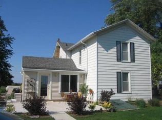 7833 N Eagle Rd, Janesville, WI 53548