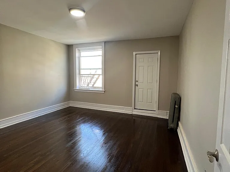 39 N Winans St #7 — Photo 12