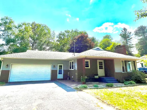 326 Terrace St, Marquette, MI 49855