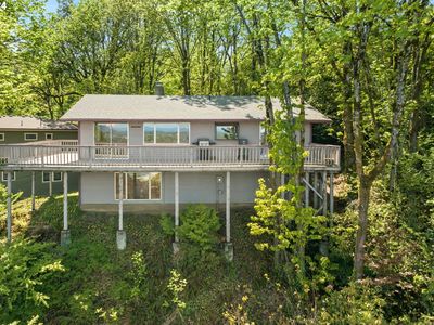 6941 S Corbett Ave, Portland, OR, 97219