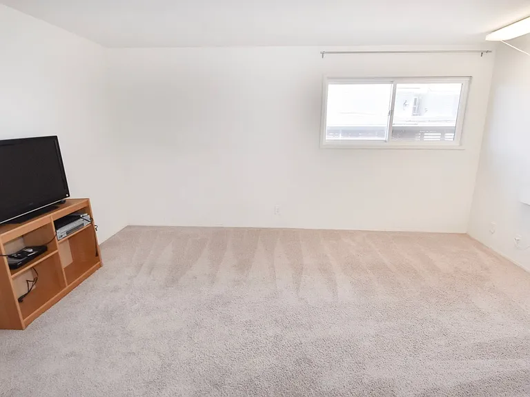 1300 Seacoast Dr #B — Photo 26