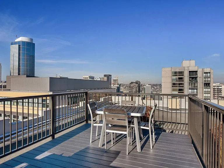 Roof Deck