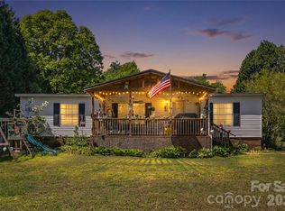 130 Hunterpond Ln, Statesville, NC 28677