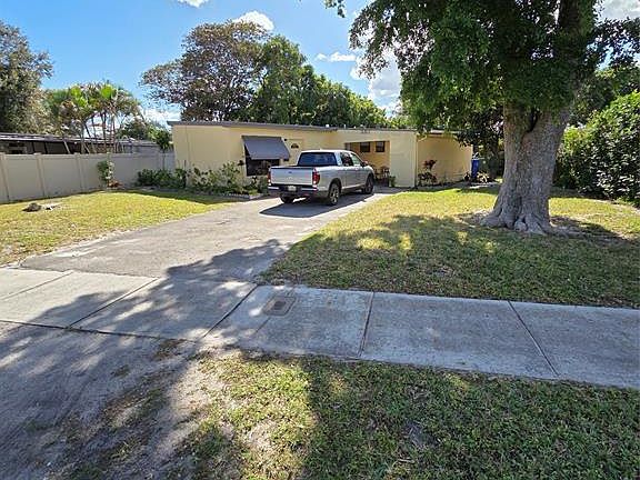 2nd image of 3312 SW 15th Street