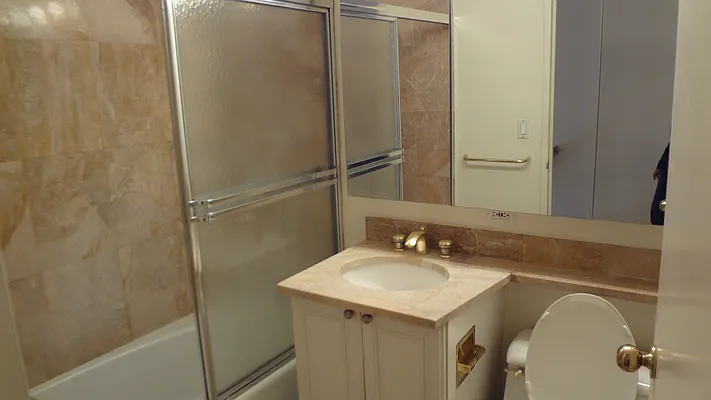 Rented by Royal Operation System | media 26