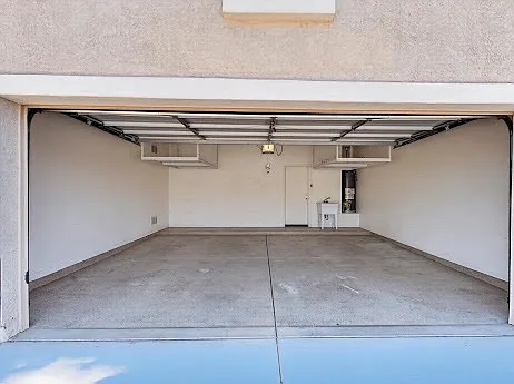 6118 N 133rd Ave — Photo 29