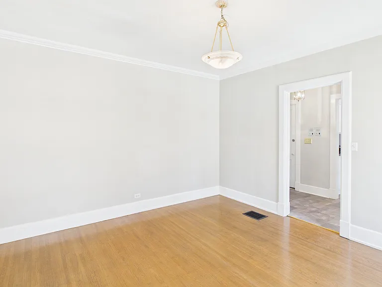 2044 Douglass Blvd #2 — Photo 11