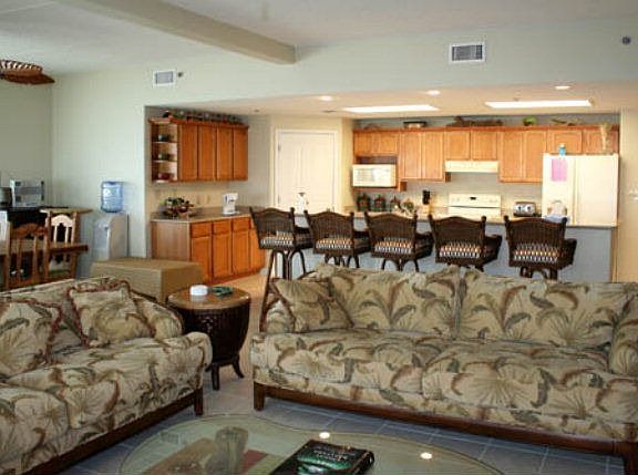 4th image of 4500 Gulf Blvd