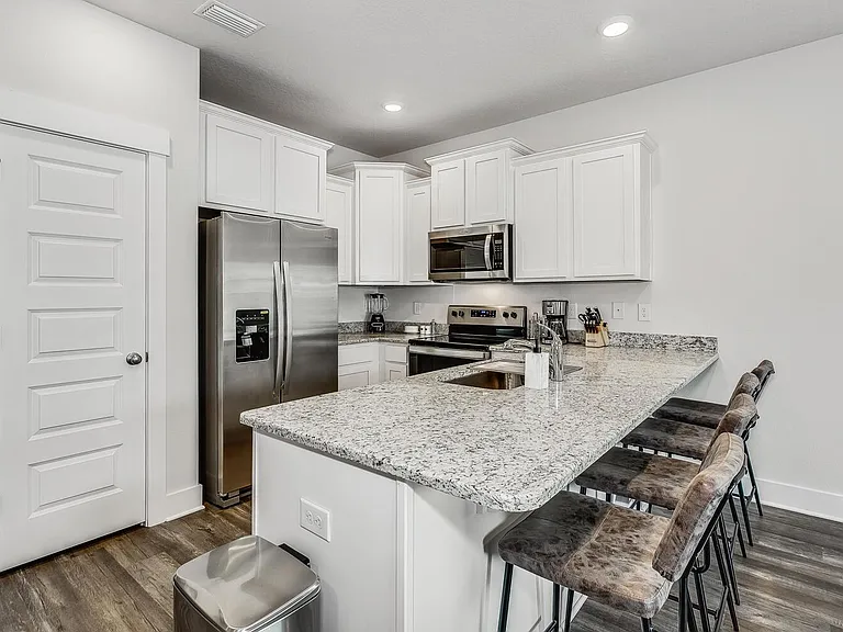 1518 Iroquois Ct — Photo 22