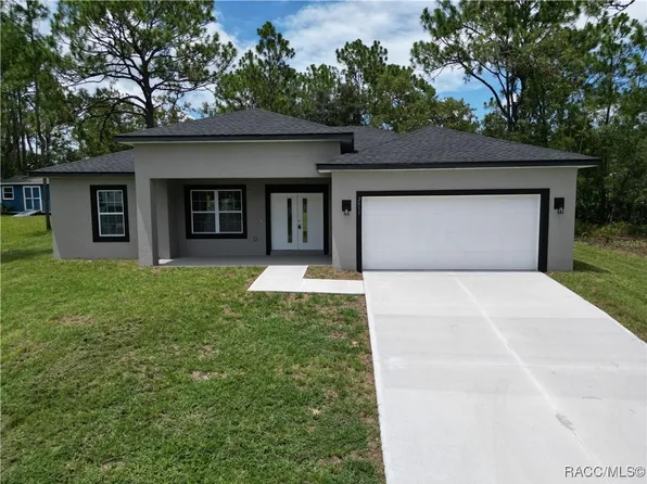 2011 W Tacoma Dr, Citrus Springs, FL 34434