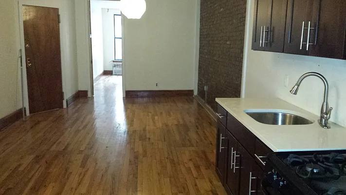 Rented by RS Bracha | media 80