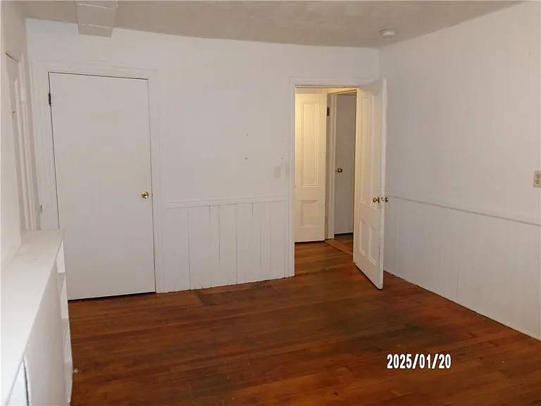 100 Bowen St #1W — Photo 11