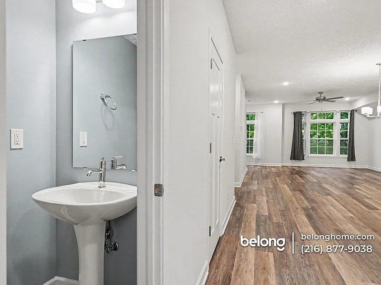12021 Ashbury Ave — Photo 9