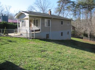 1395 Ridge Rd, Franklin, NC 28734