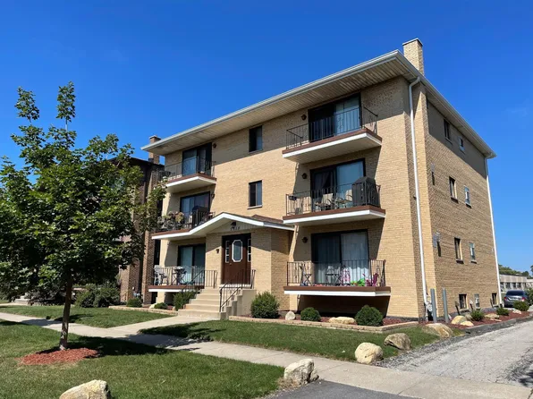 5718 106th St #2W, Chicago Ridge, IL 60415