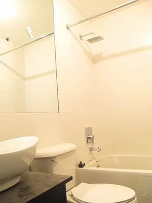 Rented by P Management | media 29