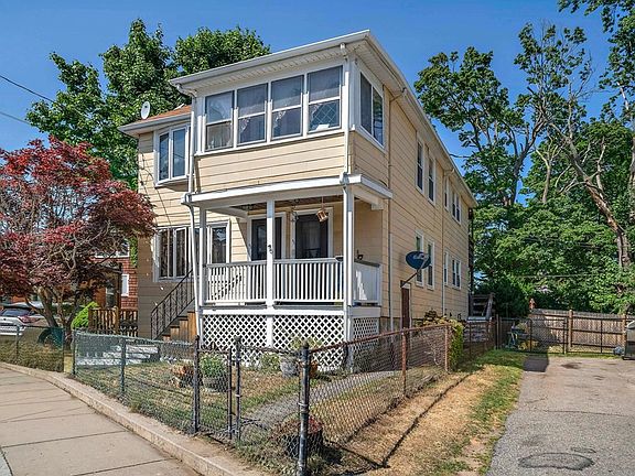 2nd image of 42-44 Franklin Ave