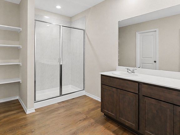 2nd image of 216 Tadpole Ln