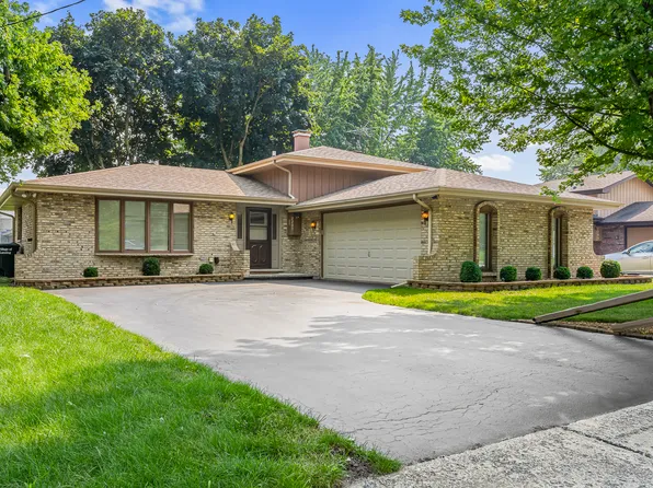 (undisclosed Address), Lansing, IL 60438