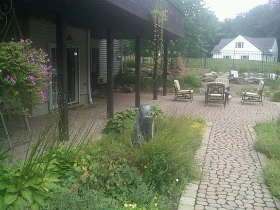 4th image of 52428 Acorn Cir