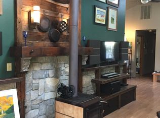 1291 E Old Ranch Rd, Allyn, WA 98524