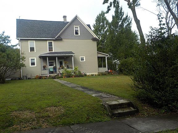 4th image of 109 Clarion St APT 2