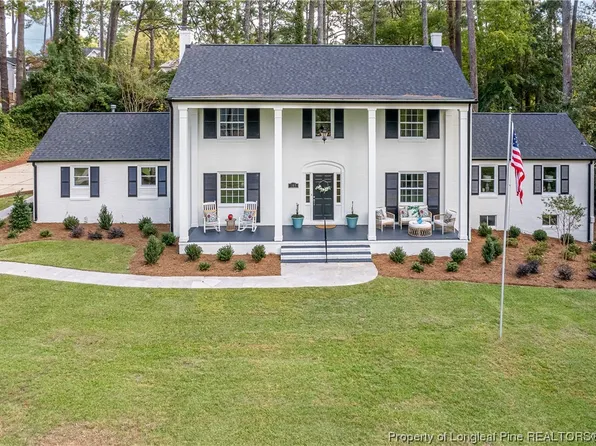 365 Valley Rd, Fayetteville, NC 28305