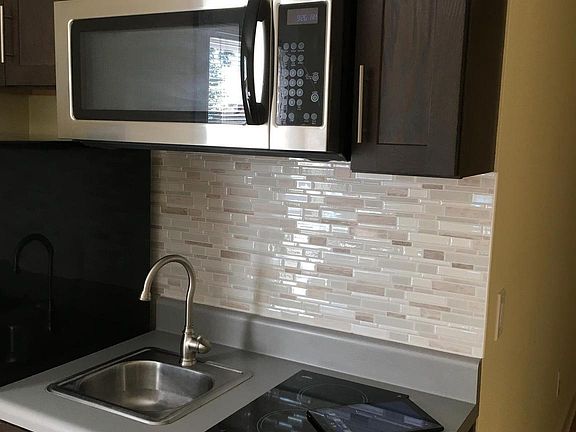 5th image of 125 Wilder Ave #2