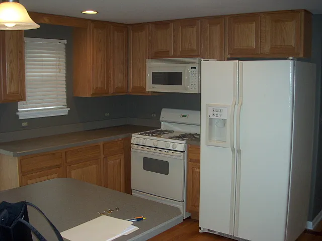 202 N Woodlawn St — Photo 8
